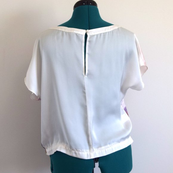 Talula Satin Mountain Graphic Print Short Sleeved Blouse - Picture 4 of 8